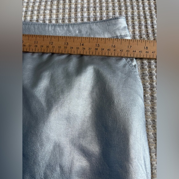Bardot Revolve NWT metallic Alexis pu skirt silver size XL/12 - Picture 9 of 13